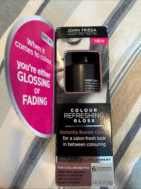 John Frieda Colour Refreshing Gloss - Deep Espresso (Black/Brown)